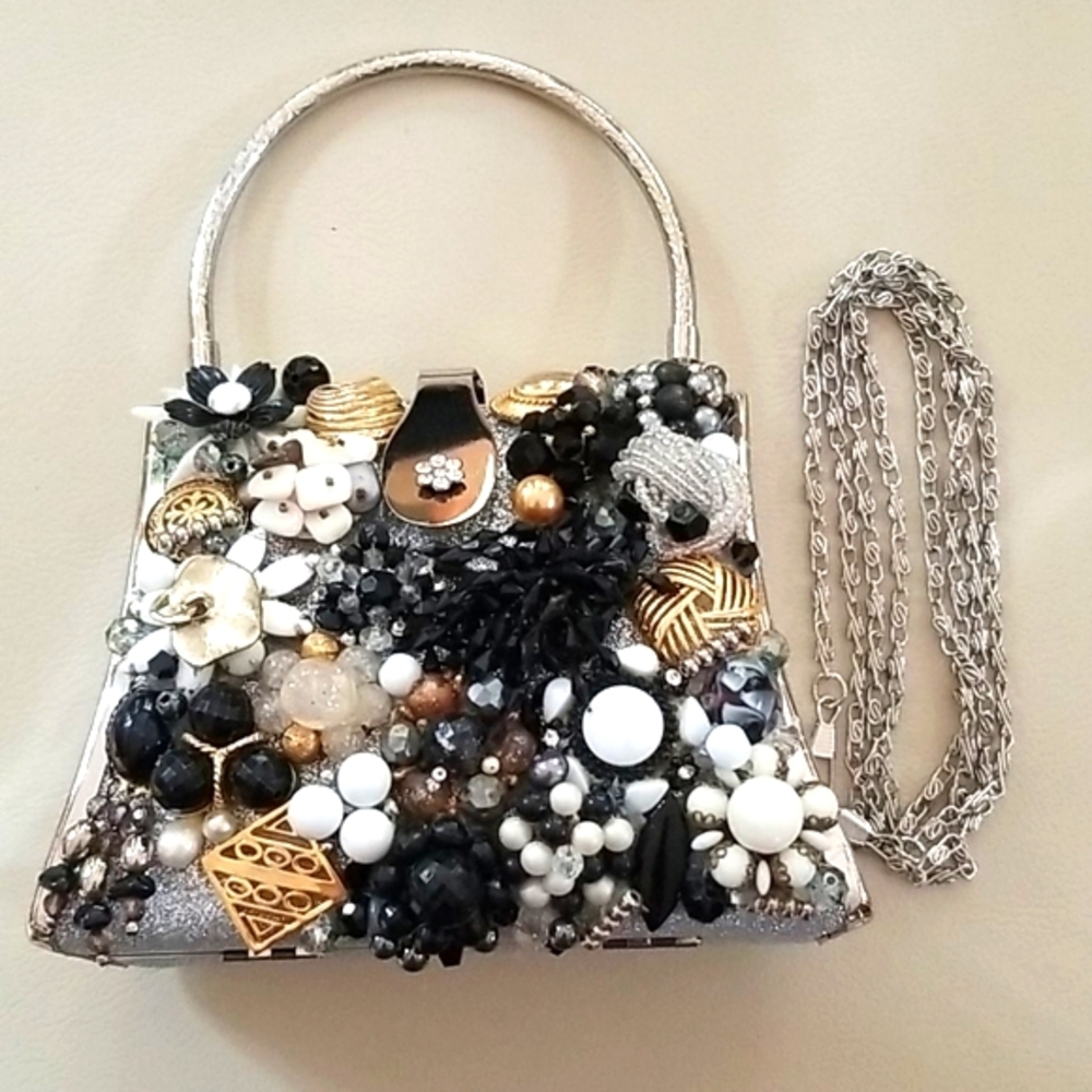 NWT Repurposed Vintage Jewelry Collage Beaded Metal Frame Handbag - Picture 8 of 16
